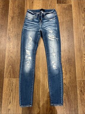 Women’s Distressed Skinny Jeans - Blue